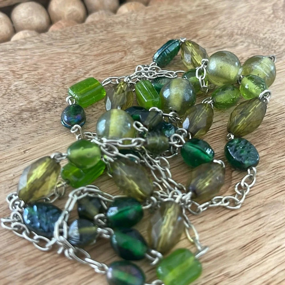 Beaded long necklace glass green silver link chain boho casual - Picture 9 of 11